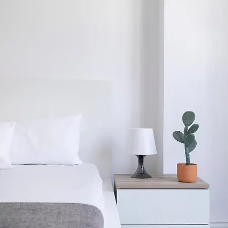 Charming Room With Private Bathroom Homestay *