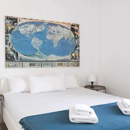 Homestay Charming Room With Private Bathroom